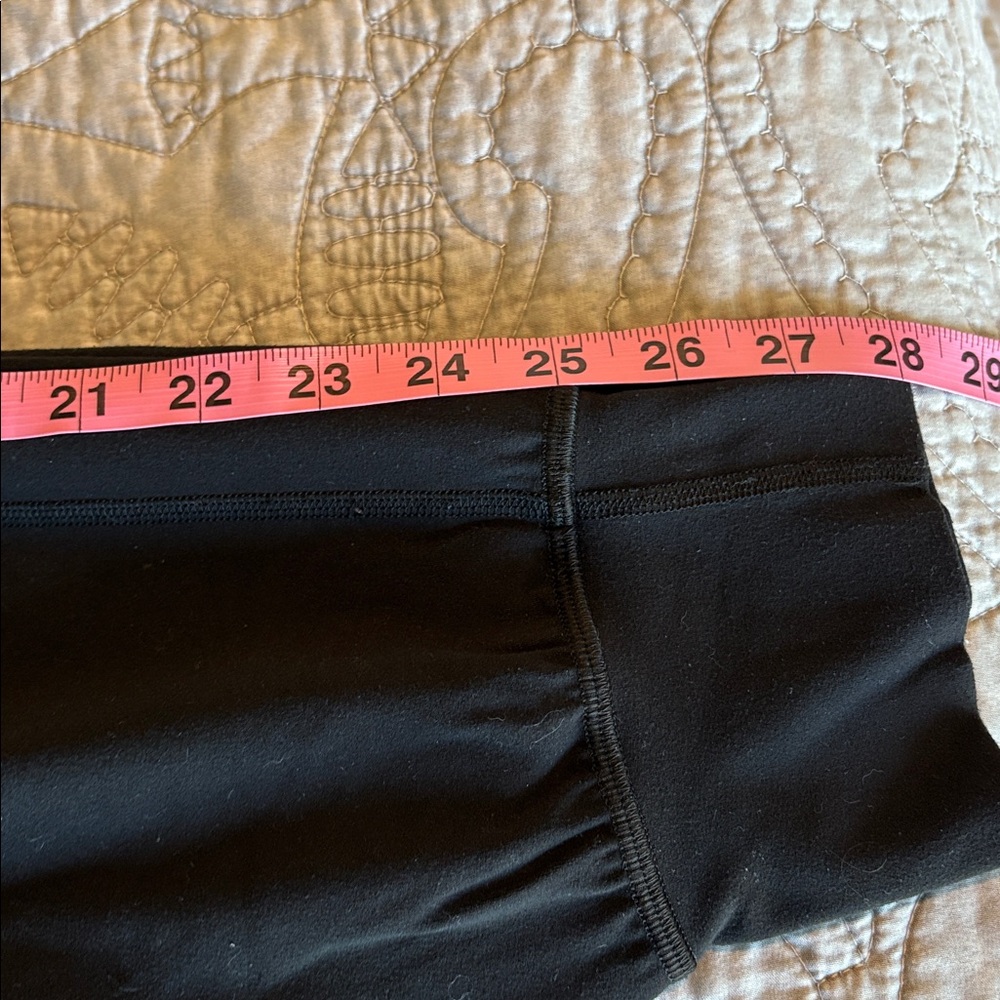 Lululemon Align Joggers - Picture 7 of 8